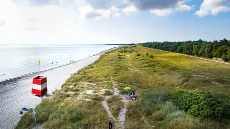 Luftfoto av Marielyst strand